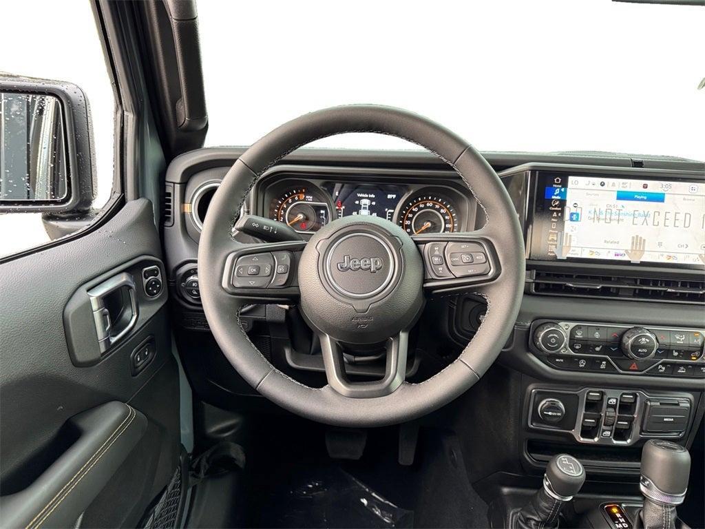 new 2025 Jeep Gladiator car, priced at $46,222