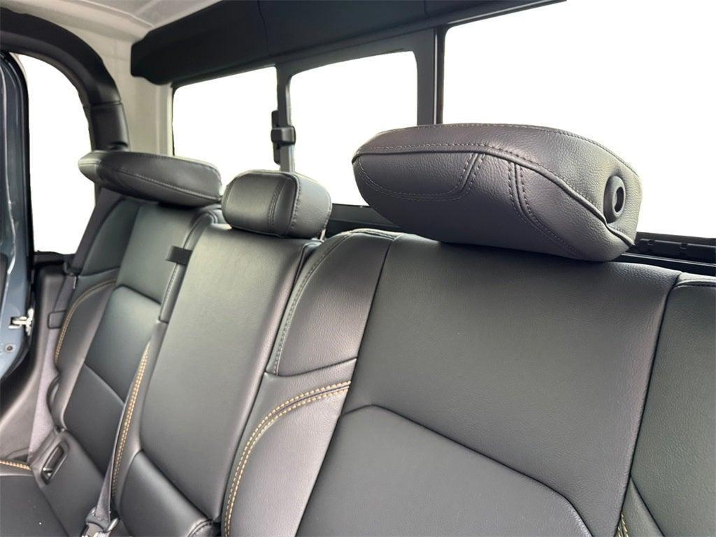 new 2025 Jeep Gladiator car, priced at $46,222