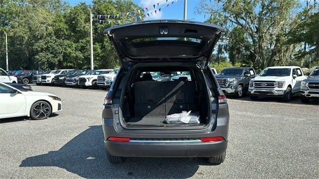 new 2024 Jeep Grand Cherokee L car, priced at $43,227