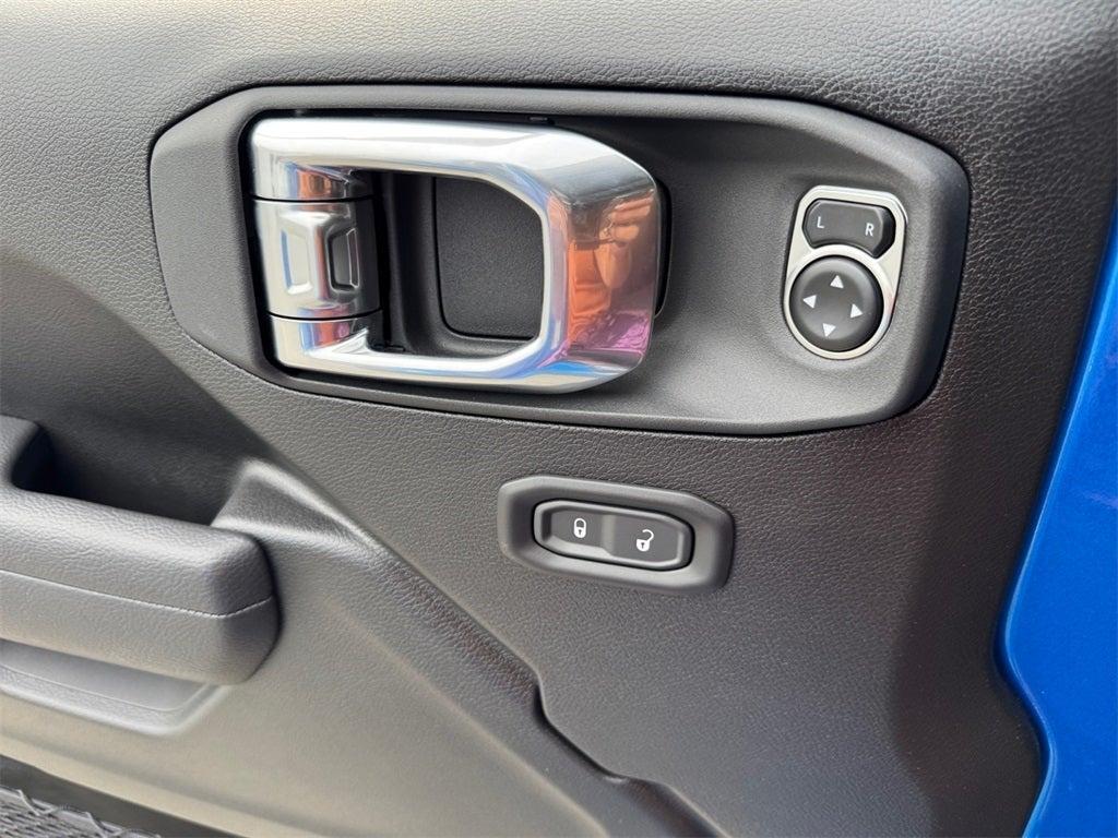 new 2025 Jeep Gladiator car, priced at $47,521