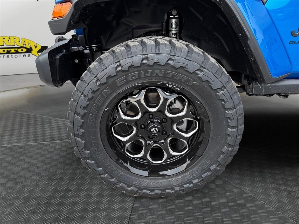 new 2025 Jeep Gladiator car, priced at $47,521