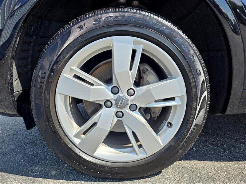 used 2018 Audi Q5 car, priced at $14,950