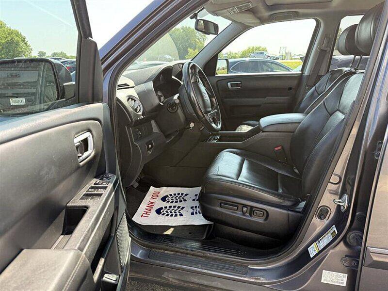 used 2015 Honda Pilot car, priced at $10,950