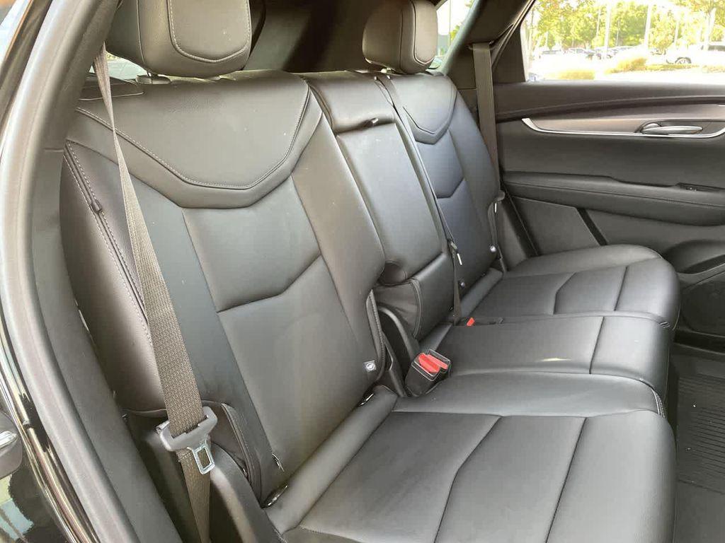 used 2024 Cadillac XT5 car, priced at $32,987