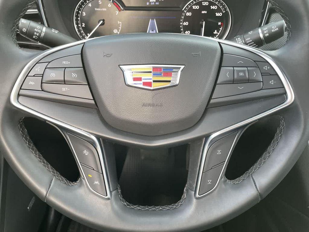 used 2024 Cadillac XT5 car, priced at $32,987