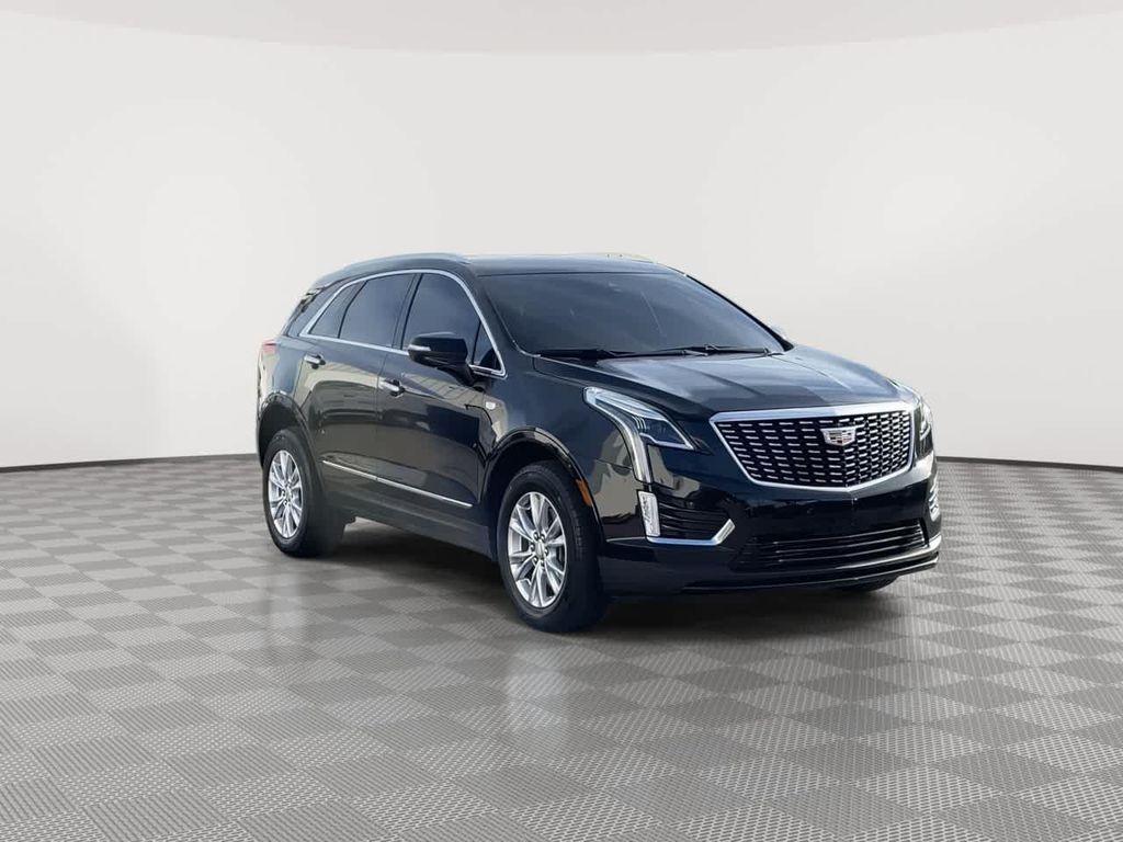 used 2024 Cadillac XT5 car, priced at $32,987