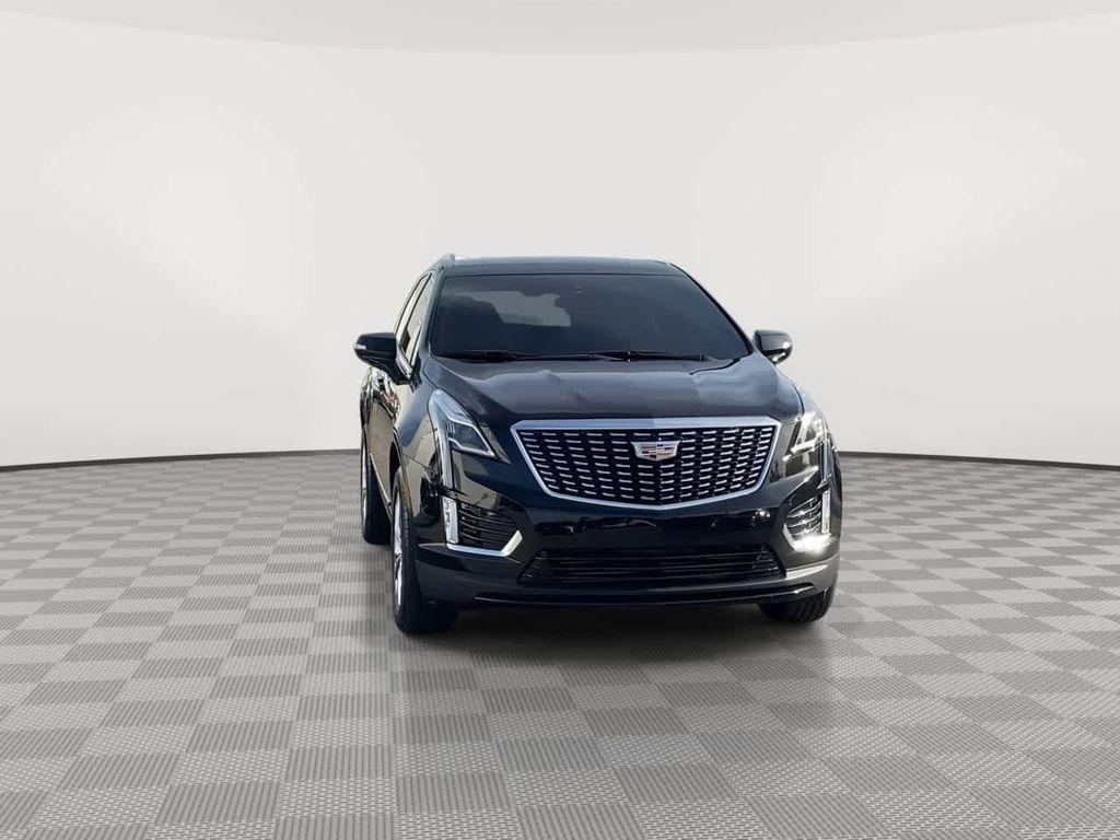 used 2024 Cadillac XT5 car, priced at $32,987