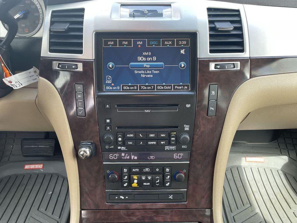 used 2010 Cadillac Escalade car, priced at $7,487
