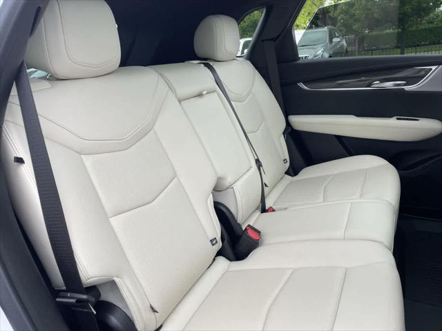 used 2022 Cadillac XT5 car, priced at $39,487