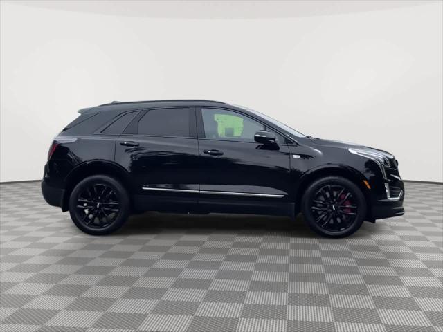 used 2022 Cadillac XT5 car, priced at $38,887