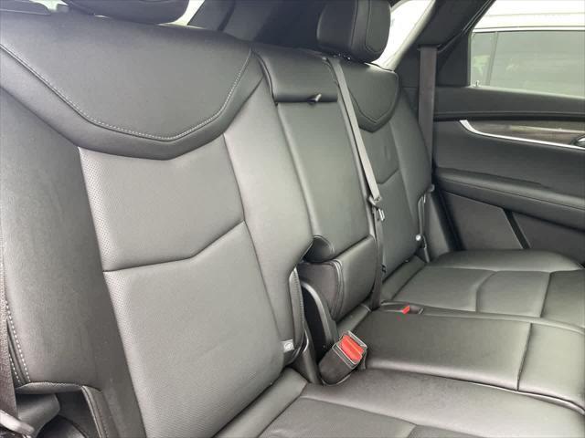 used 2022 Cadillac XT5 car, priced at $38,887