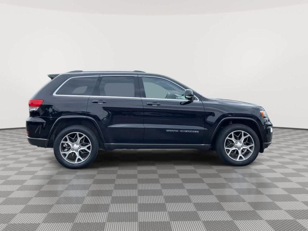 used 2018 Jeep Grand Cherokee car, priced at $16,387