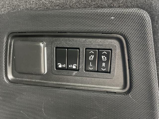 used 2021 Cadillac Escalade ESV car, priced at $73,487