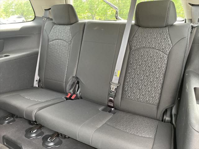 used 2009 GMC Acadia car, priced at $5,787