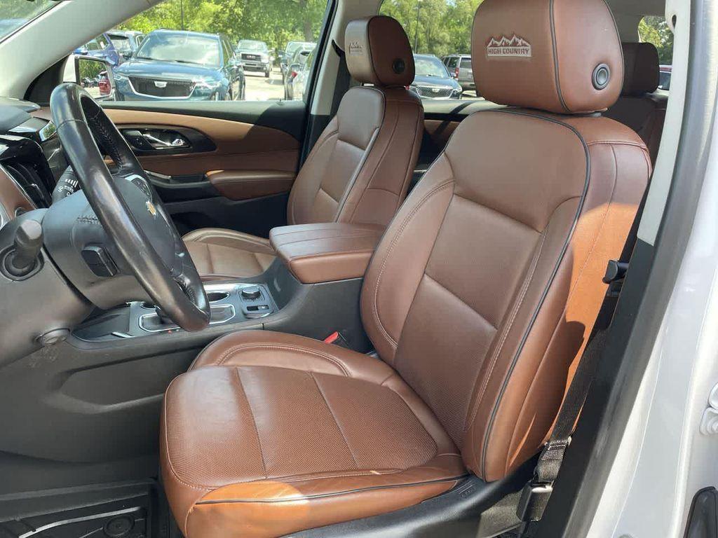 used 2020 Chevrolet Traverse car, priced at $31,887