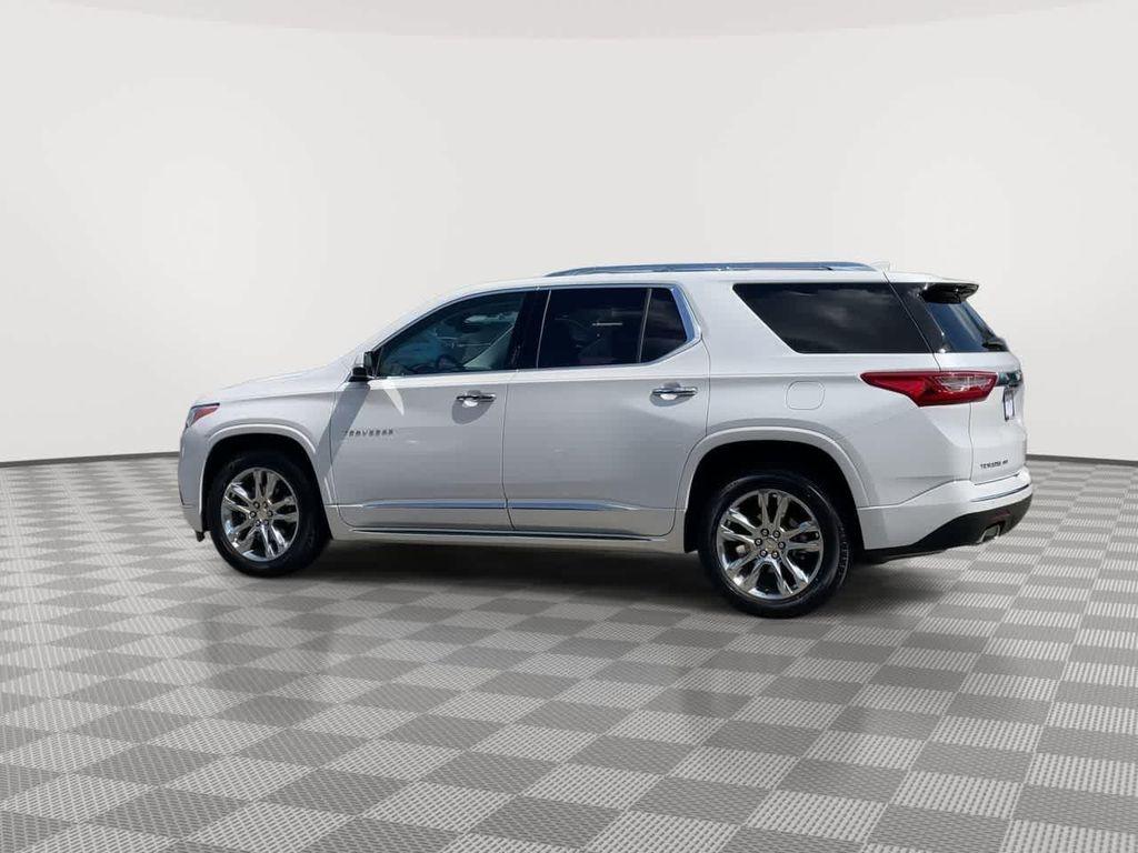 used 2020 Chevrolet Traverse car, priced at $31,887