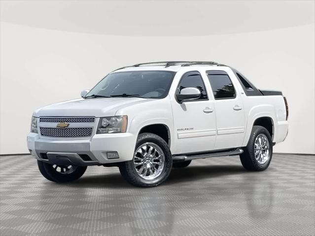 used 2011 Chevrolet Avalanche car, priced at $12,954
