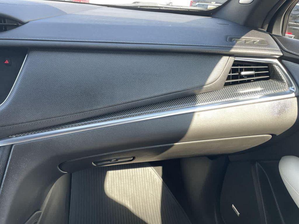 used 2023 Cadillac XT5 car, priced at $32,887