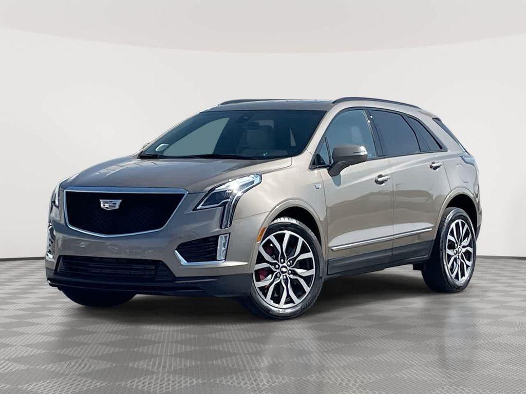 used 2023 Cadillac XT5 car, priced at $35,387