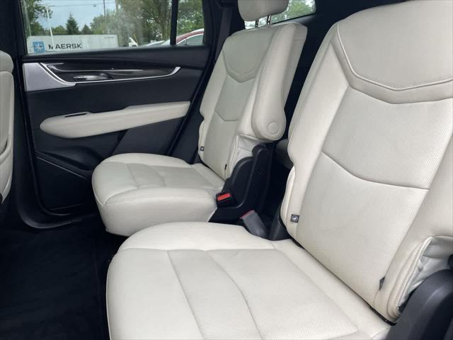 used 2022 Cadillac XT6 car, priced at $37,687