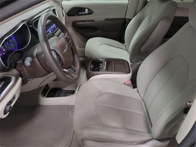 used 2021 Chrysler Pacifica car, priced at $21,187