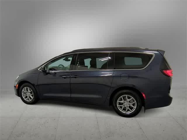 used 2021 Chrysler Pacifica car, priced at $21,187