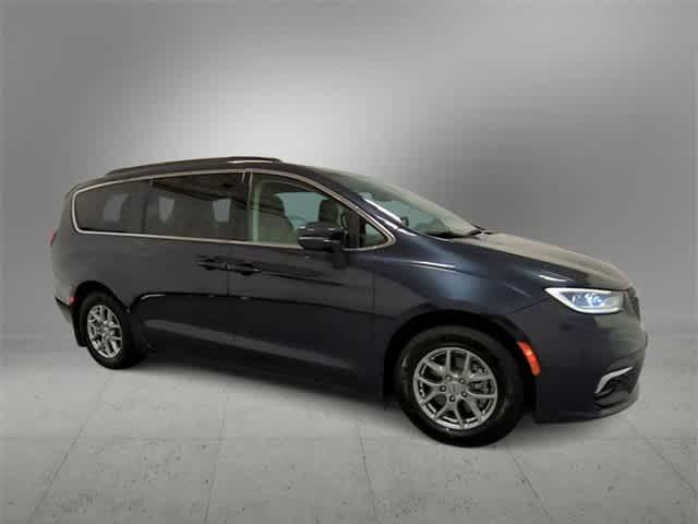 used 2021 Chrysler Pacifica car, priced at $21,187