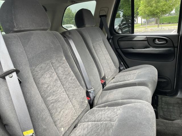 used 2006 GMC Envoy car, priced at $3,777