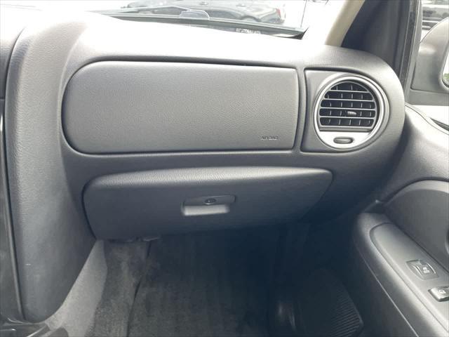 used 2006 GMC Envoy car, priced at $3,777