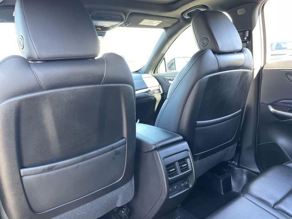 used 2022 Cadillac XT4 car, priced at $24,576