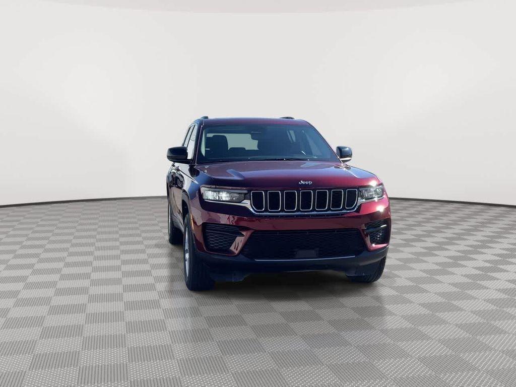 used 2024 Jeep Grand Cherokee car, priced at $27,187
