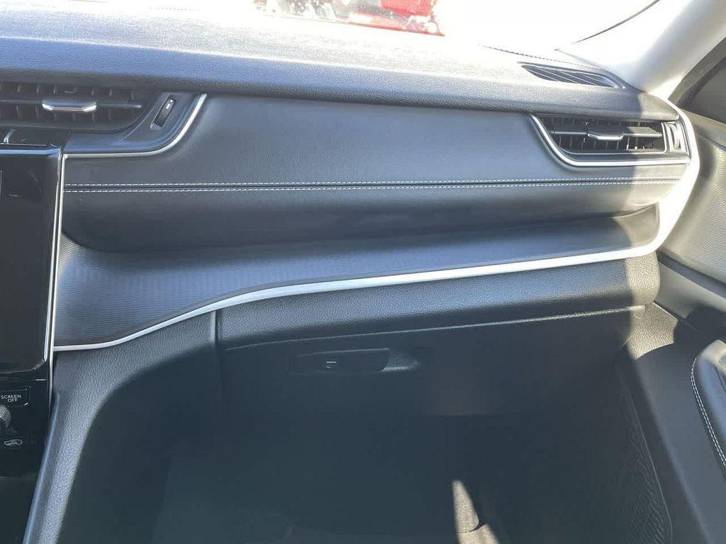 used 2024 Jeep Grand Cherokee car, priced at $27,187