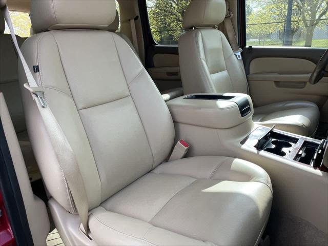 used 2014 Chevrolet Suburban car, priced at $18,187