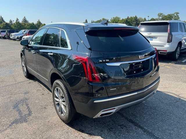 used 2022 Cadillac XT5 car, priced at $33,987