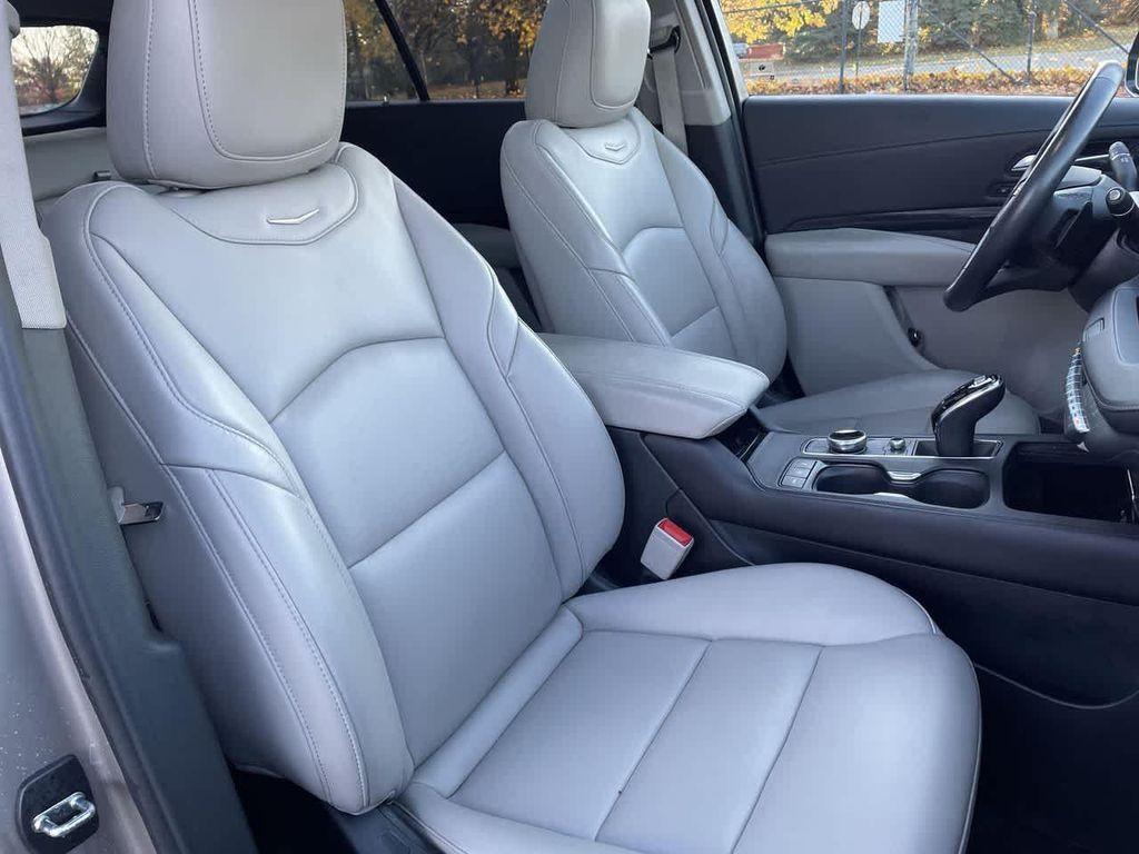 used 2023 Cadillac XT4 car, priced at $26,772