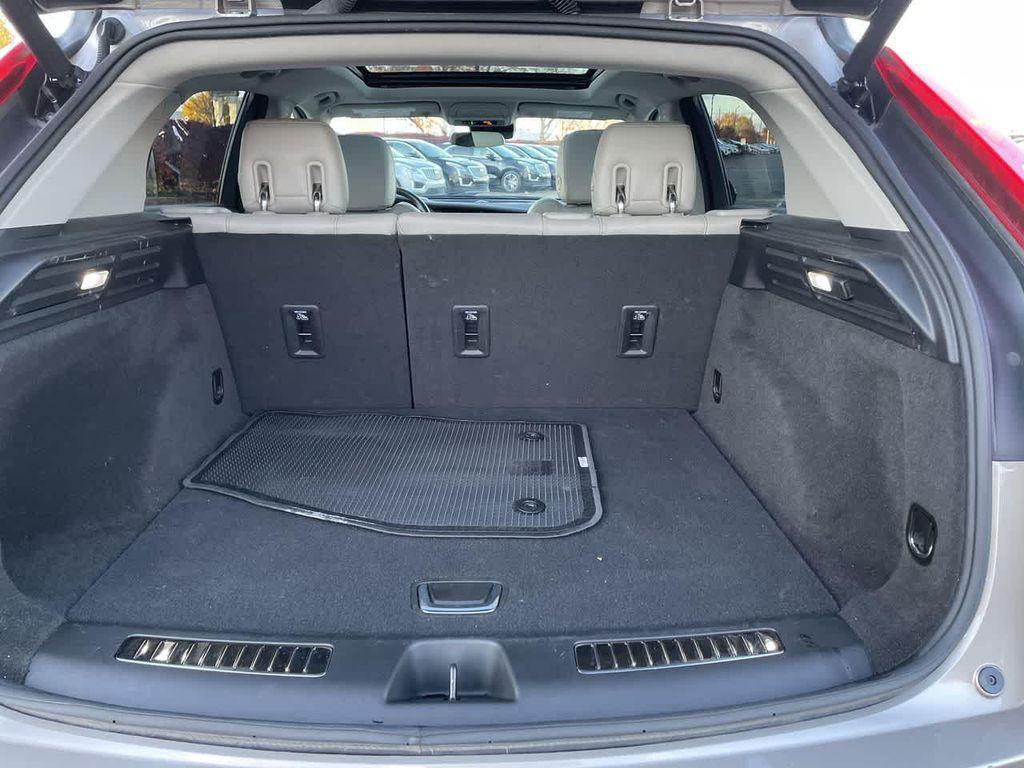 used 2023 Cadillac XT4 car, priced at $26,772