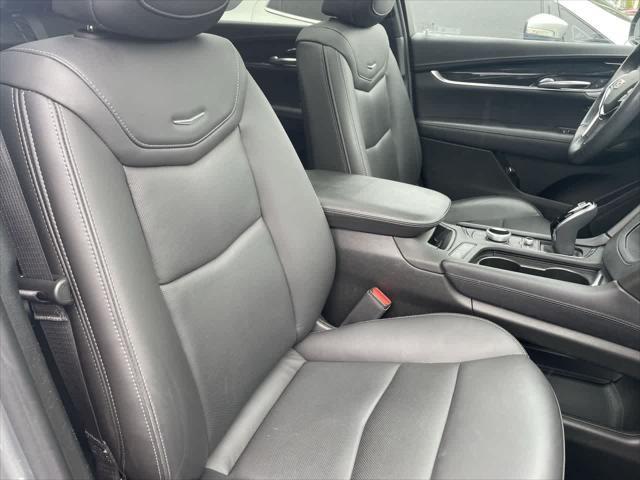 used 2023 Cadillac XT5 car, priced at $35,387