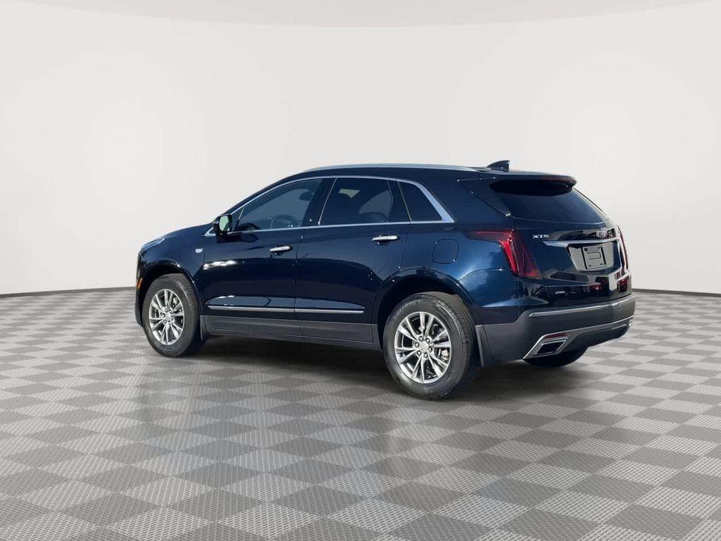 used 2022 Cadillac XT5 car, priced at $30,987