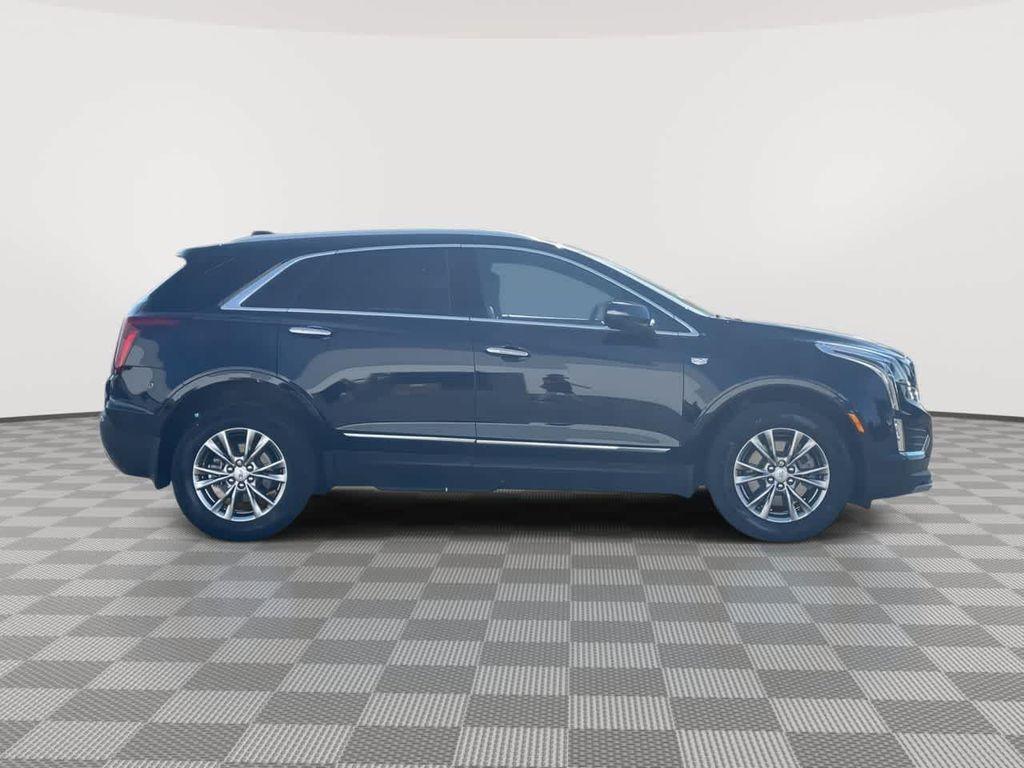 used 2022 Cadillac XT5 car, priced at $30,987