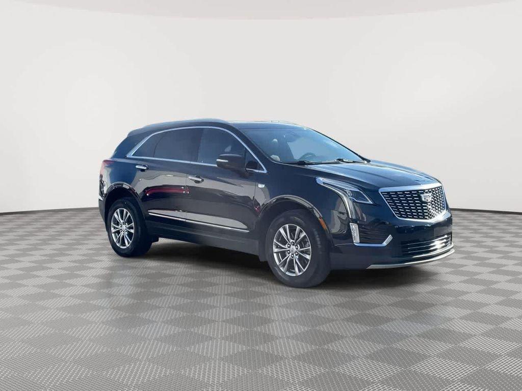 used 2022 Cadillac XT5 car, priced at $30,987