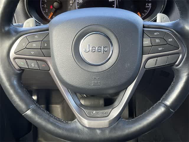 used 2020 Jeep Grand Cherokee car, priced at $25,387