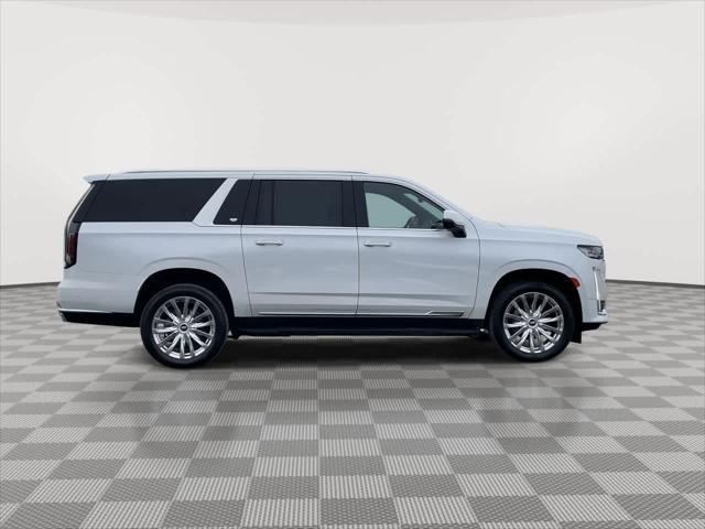 used 2023 Cadillac Escalade ESV car, priced at $71,423