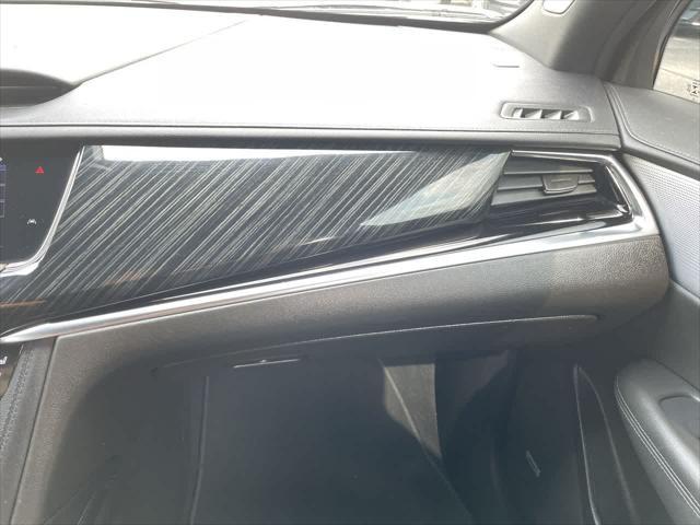 used 2023 Cadillac XT6 car, priced at $33,187
