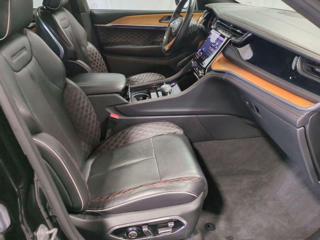 used 2022 Jeep Grand Cherokee car, priced at $37,987