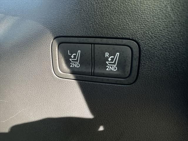 used 2024 Hyundai Santa Fe car, priced at $36,887