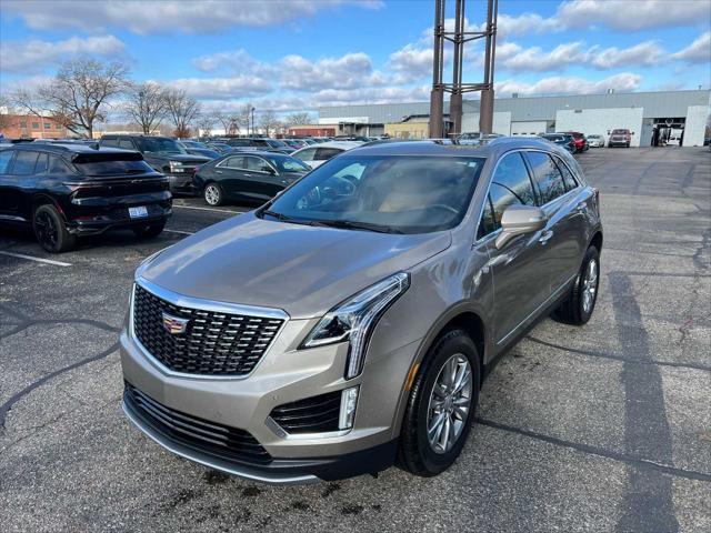 used 2022 Cadillac XT5 car, priced at $35,987