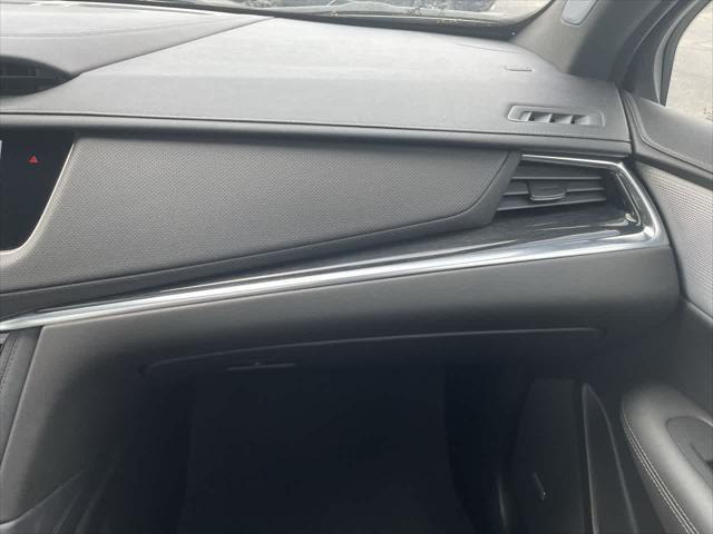 used 2022 Cadillac XT5 car, priced at $29,187