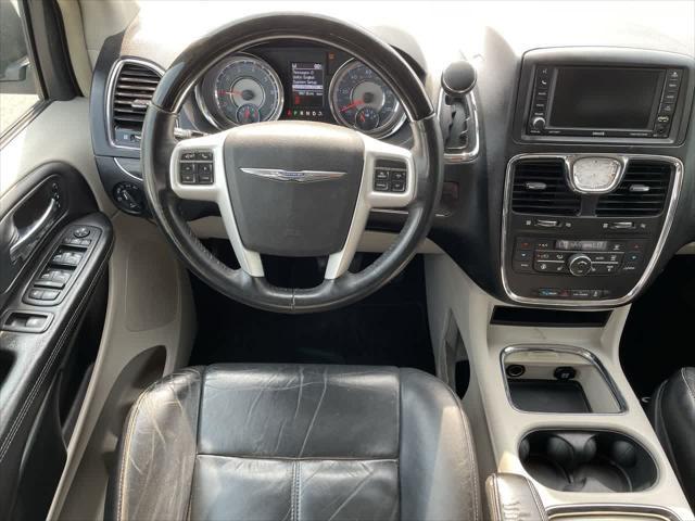 used 2014 Chrysler Town & Country car, priced at $11,537