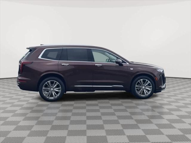 used 2022 Cadillac XT6 car, priced at $29,142