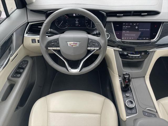 used 2022 Cadillac XT6 car, priced at $29,142